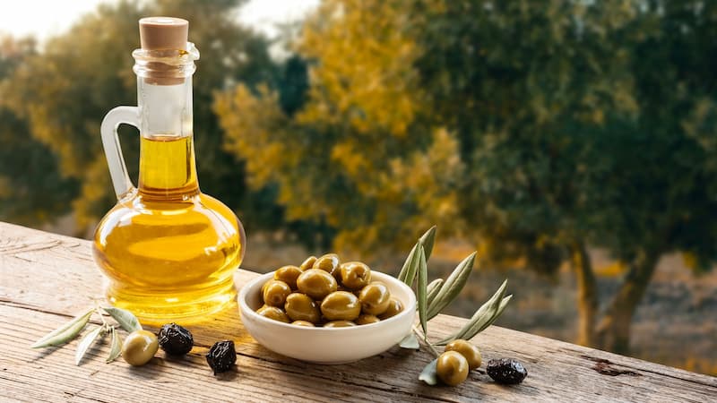 روغن زیتون پخت و پز کریستال با کیفیت مناسب مصرف روزانه